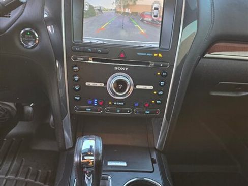 Used 2018 Ford Explorer Platinum AWD/4WD image 20