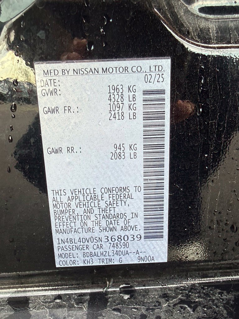 Used 2025 Nissan Altima 2.5 SV FWD image 32