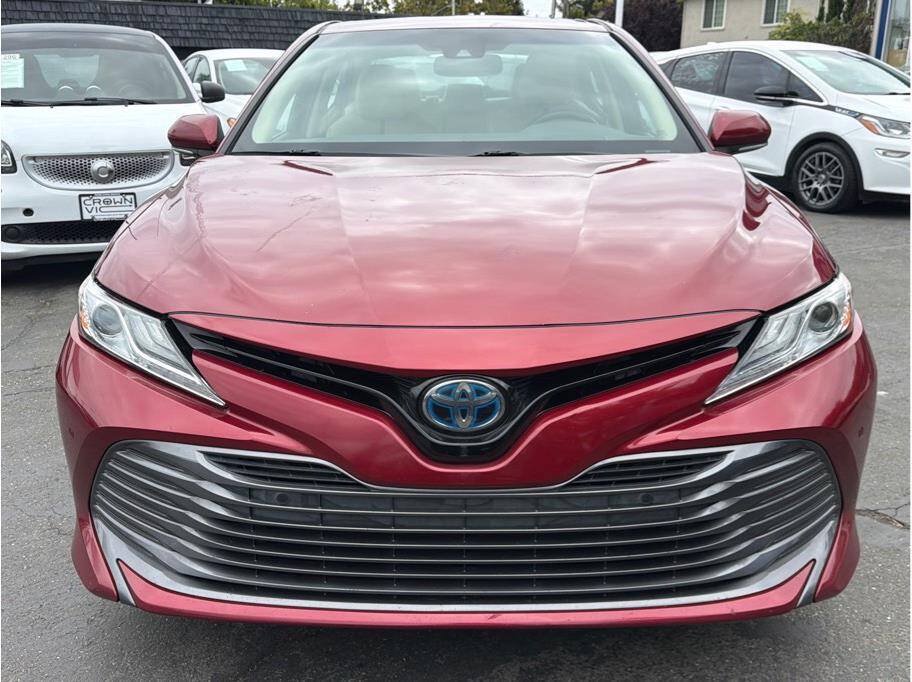 Used 2018 Toyota Camry XLE FWD image 29