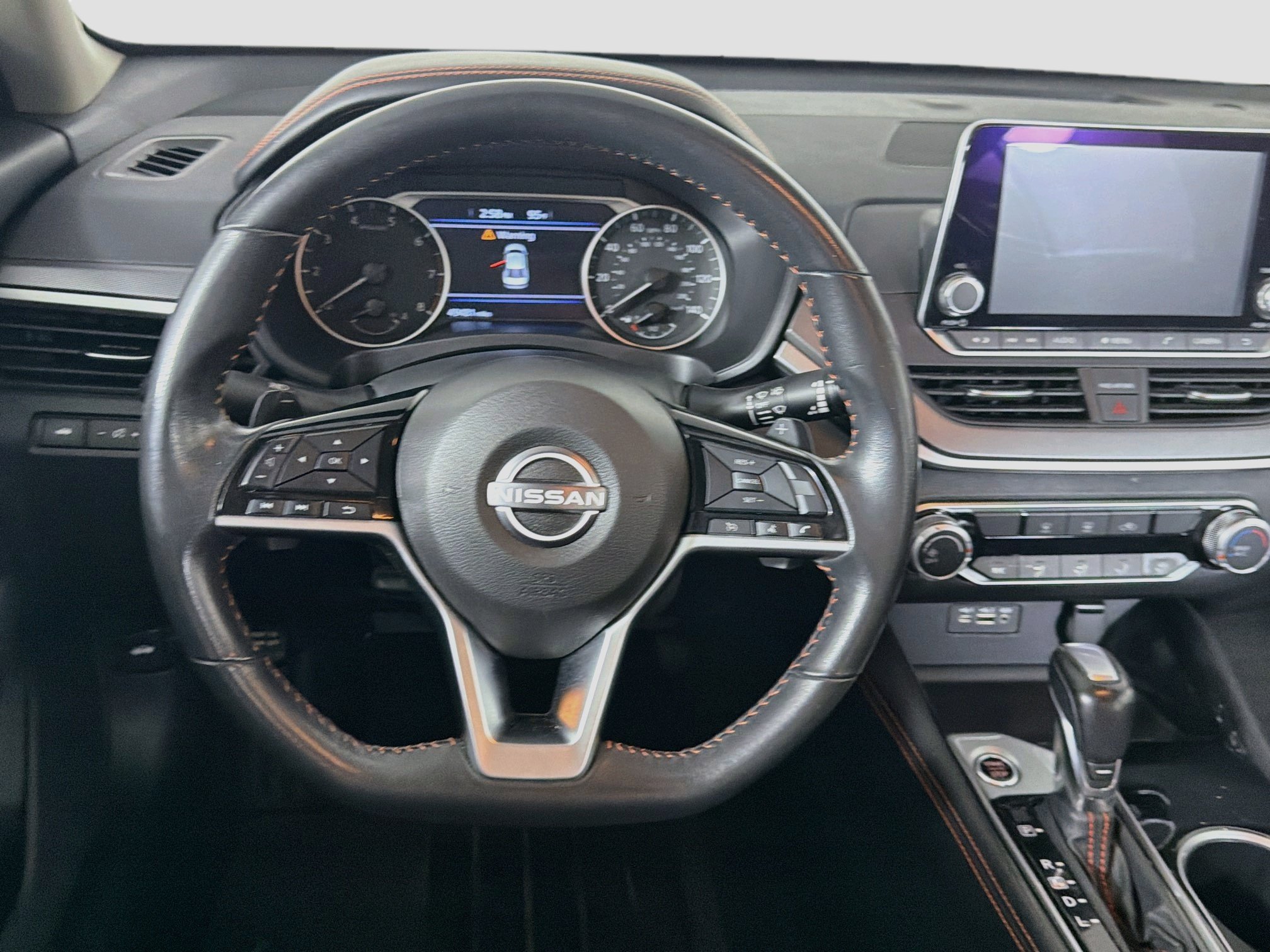 Used 2024 Nissan Altima 2.5 SR FWD image 17