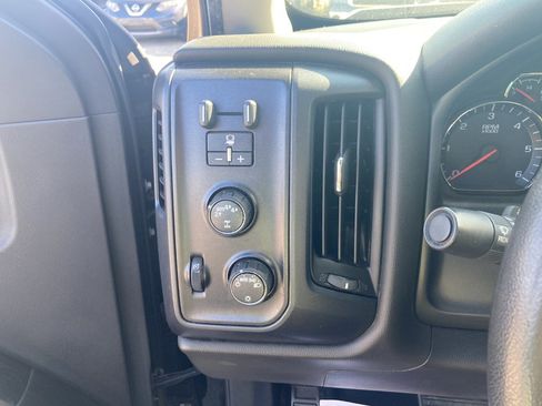 Used 2018 Chevrolet Silverado 1500 W/T image 16