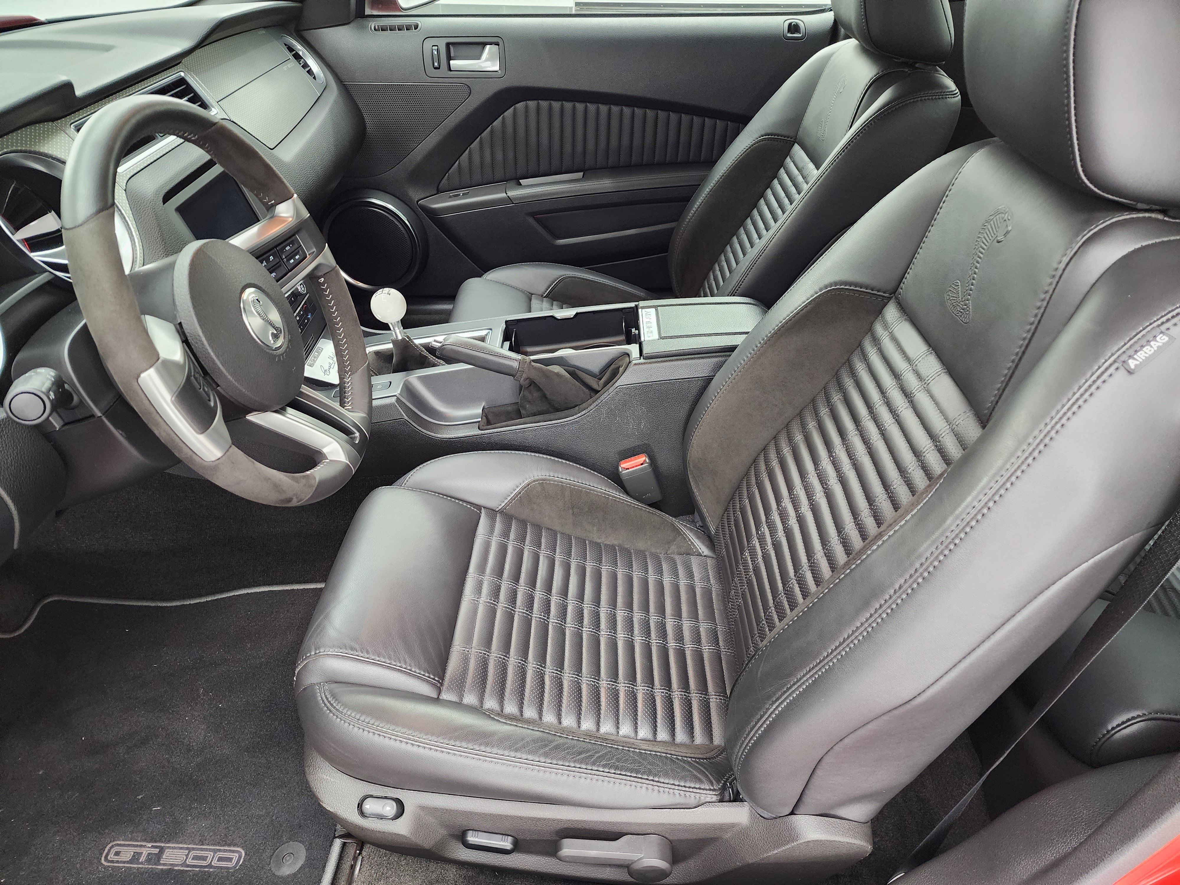 Used 2011 Ford Mustang Shelby GT500 w/ SVT Performance Pkg RWD image 8