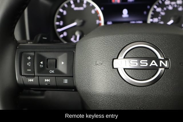 Used 2026 Nissan Rogue SV FWD image 8