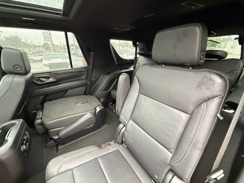 Used 2022 Chevrolet Tahoe LT w/ Luxury Package AWD/4WD image 25
