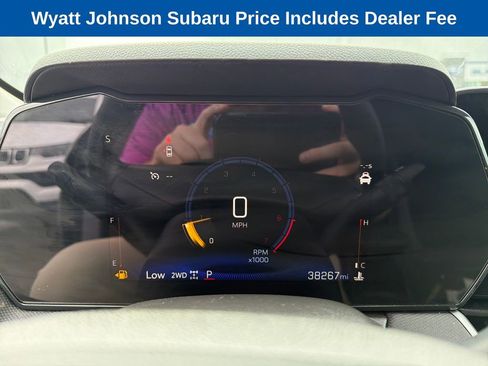 Used 2025 Chevrolet TrailBlazer LT AWD/4WD image 18