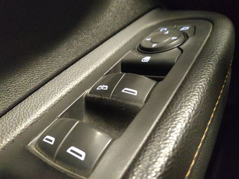 Used 2020 GMC Terrain SLE w/ Driver Convenience Package FWD image 27