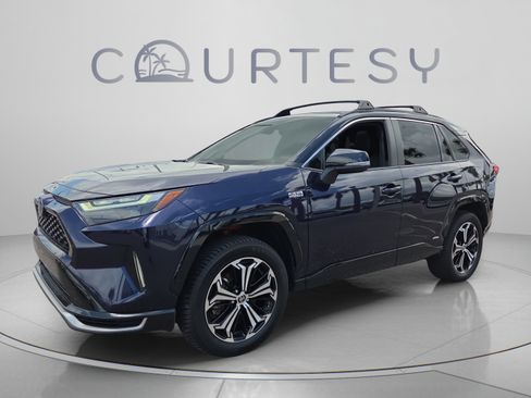 Certified 2022 Toyota RAV4 XSE w/ Weather Package AWD/4WD image 1