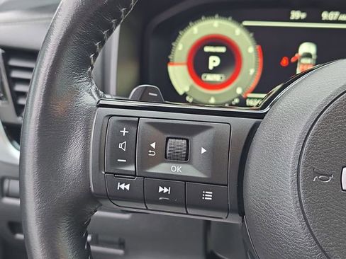 Certified 2024 Nissan Rogue SL image 20