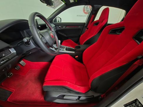 Used 2026 Honda Civic Type R image 18