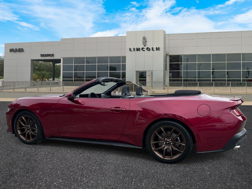 Used 2025 Ford Mustang Premium RWD image 5