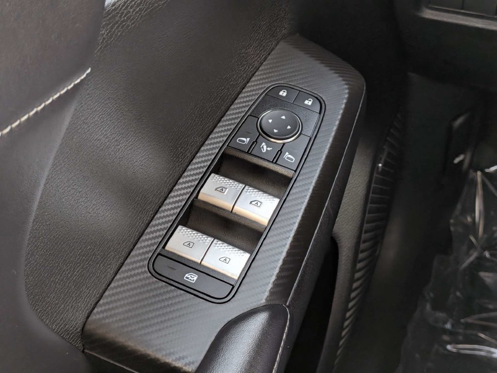 Used 2025 Mitsubishi Outlander SE FWD image 19
