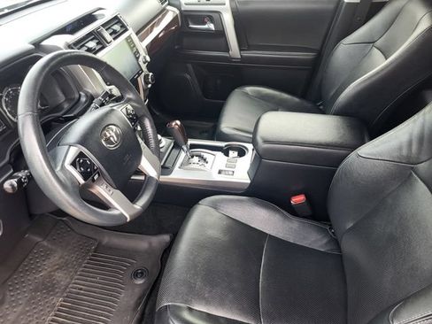 Used 2022 Toyota 4Runner Limited AWD/4WD image 13