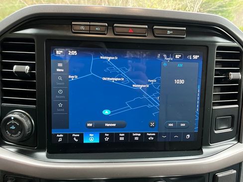 Used 2024 Ford F150 XLT w/ Mobile Office Package image 18