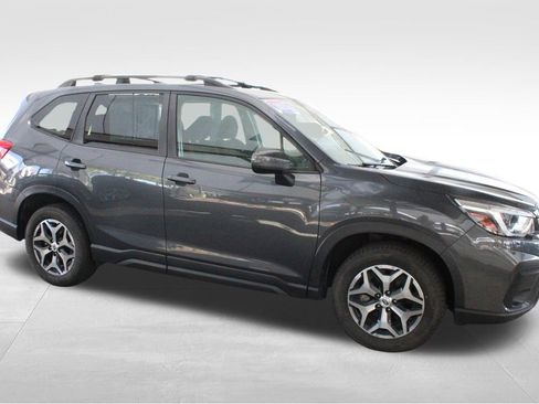 Used 2021 Subaru Forester Premium AWD/4WD image 20