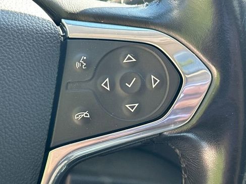 Used 2019 Chevrolet Traverse RS AWD/4WD image 34