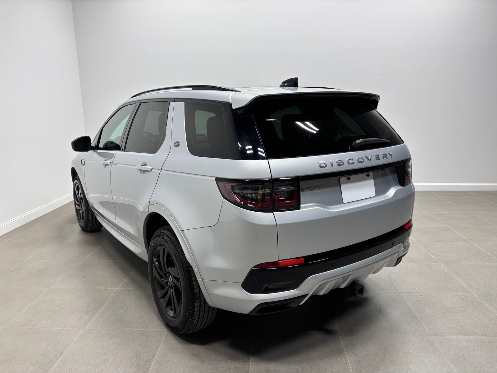 New 2024 Land Rover Discovery Sport S AWD/4WD image 9