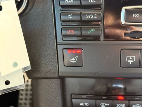 Used 2012 Mercedes-Benz E 350 4MATIC Sedan image 29