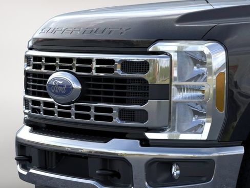 New 2026 Ford F250 XLT w/ FX4 Off-Road Package AWD/4WD image 17