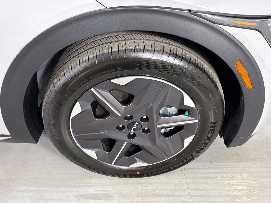New 2026 Kia EV6 Light RWD image 11
