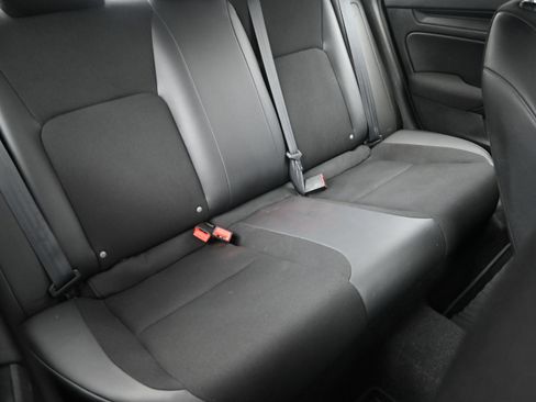 Used 2022 Honda Civic Sport image 27