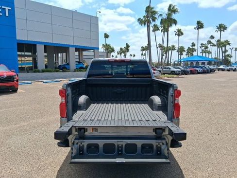 New 2026 Chevrolet Silverado 1500 High Country AWD/4WD image 7