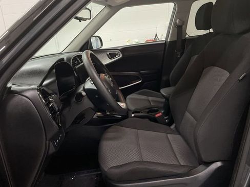 Used 2024 Kia Soul S image 19