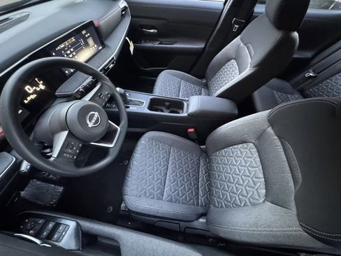 New 2026 Nissan Kicks SV w/ Cold Weather Package image 20