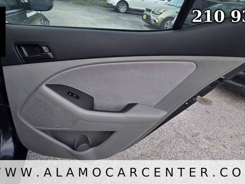 Used 2011 Kia Optima LX FWD image 22