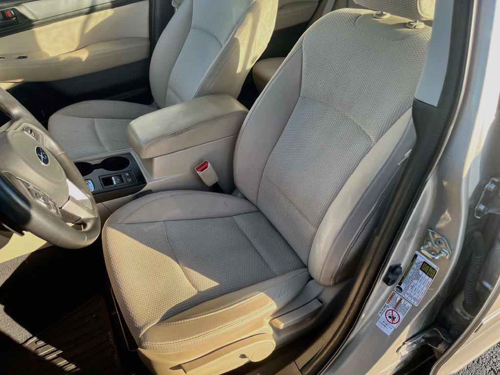 Used 2017 Subaru Outback 2.5i AWD/4WD image 19