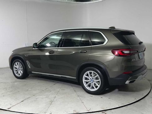 Used 2022 BMW X5 xDrive45e w/ Climate Comfort Package image 4