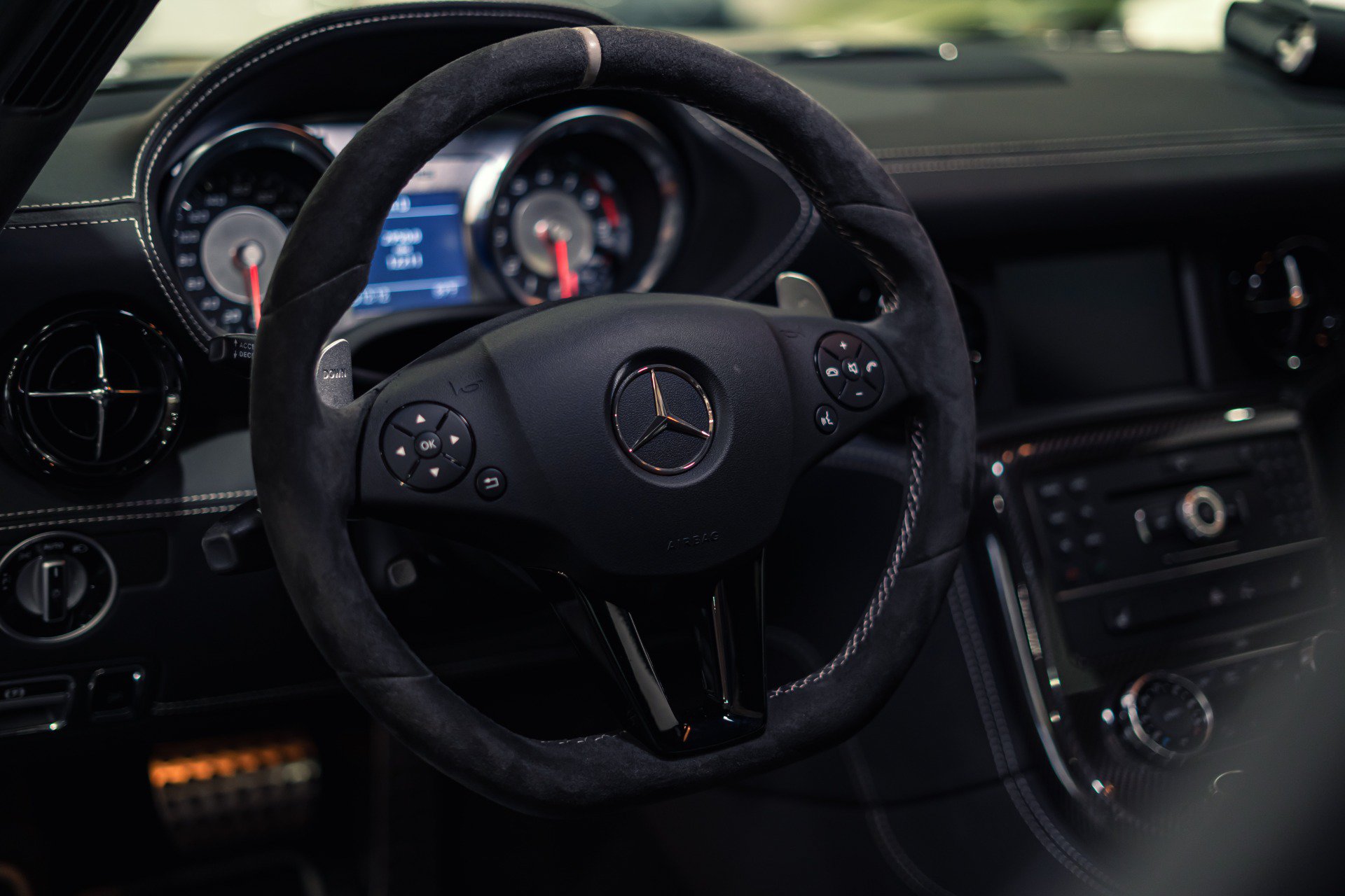 Used 2015 Mercedes-Benz SLS AMG GT Final Edition image 33