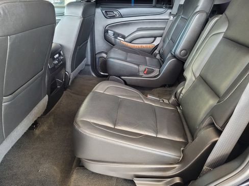 Used 2018 Chevrolet Tahoe Premier AWD/4WD image 7