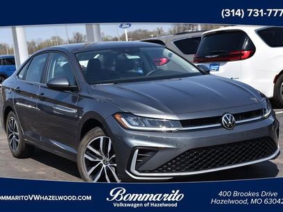 Certified 2025 Volkswagen Jetta SE