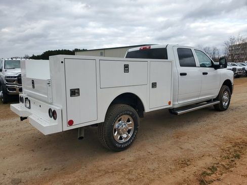 New 2025 RAM 2500 Tradesman w/ Chrome Appearance Group image 7