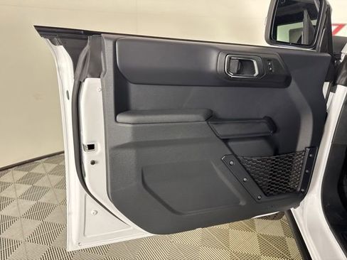 New 2025 Ford Bronco Badlands image 17