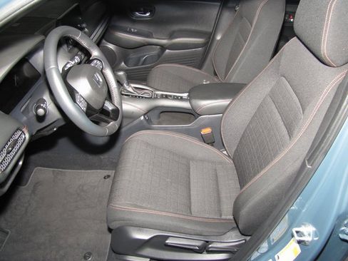 Certified 2024 Honda HR-V Sport image 8