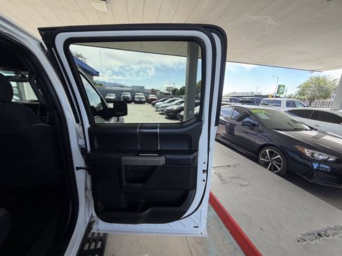 Used 2018 Ford F150 Raptor AWD/4WD image 17