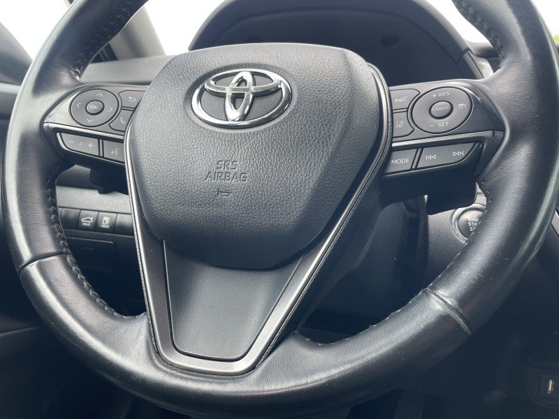 Used 2023 Toyota Camry XSE FWD image 15