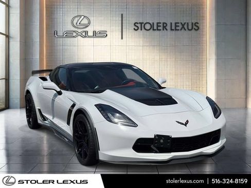 Used 2019 Chevrolet Corvette Z06 RWD image 1