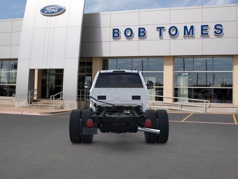 New 2025 Ford F550 4x4 Regular Cab Super Duty image 5