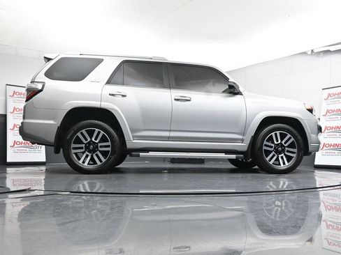 Used 2023 Toyota 4Runner Limited image 30