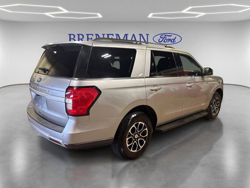 Used 2024 Ford Expedition XLT image 7