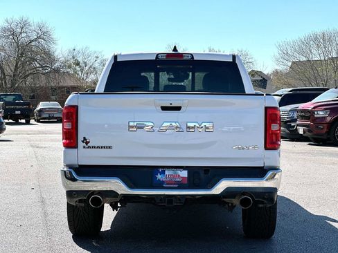 Used 2025 RAM 1500 Laramie AWD/4WD image 14