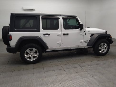 Used 2018 Jeep Wrangler Unlimited Sport S AWD/4WD image 10