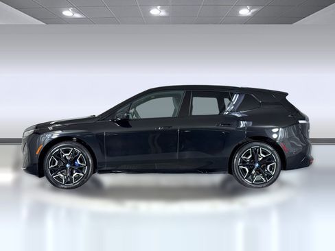 Used 2024 BMW iX xDrive50 w/ Premium Package AWD/4WD image 2