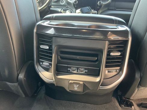 Used 2022 RAM 1500 Laramie w/ Sport Appearance Package AWD/4WD image 10