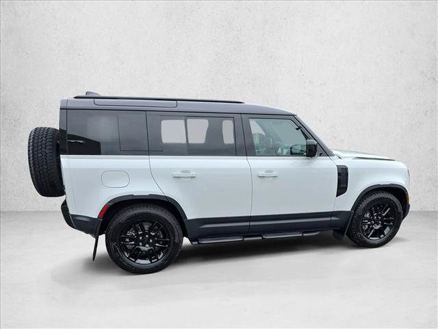 New 2026 Land Rover Defender 110 S AWD/4WD image 4