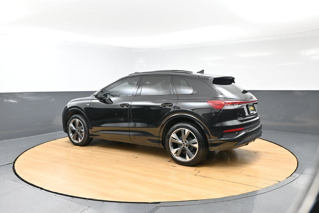 Used 2023 Audi Q4 e-tron Premium Plus AWD/4WD image 5