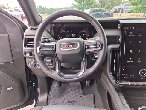 Certified 2025 GMC Yukon AT4 w/ Premium Trailering Package AWD/4WD image 31