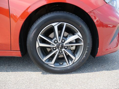 Used 2023 Kia Forte LXS image 10